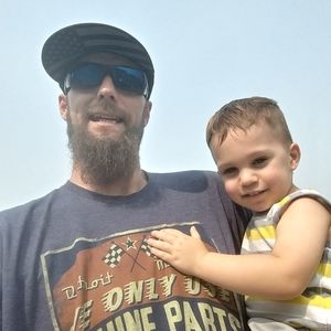 Meet your Posher, Dennis